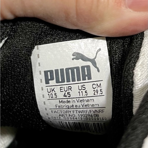 PUMA, MENS TAZON MODERN RUNNING SHOES. WHITE MESH WITH BLACK TRIM. SIZE 11 1/2 - Picture 8 of 8